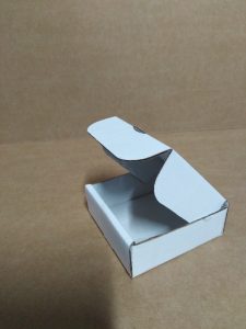 SMALL GIFT BOX
