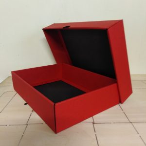 Gift Box Red 255 x 180 x 60mm